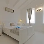 Hotel Roka 2*
